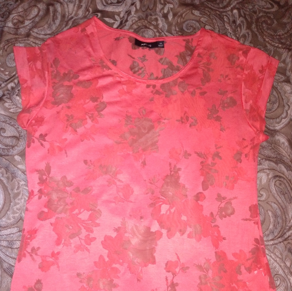 Sz xs lace shirt